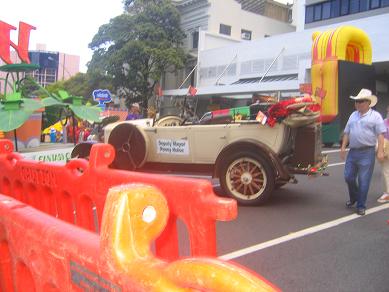 Auckland Santa Parade 2013