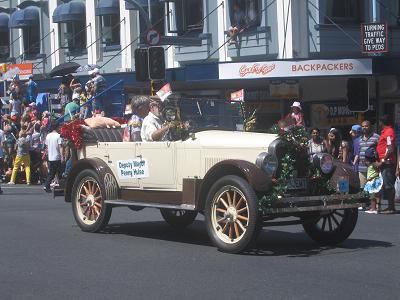 Auckland Santa Parade 2013