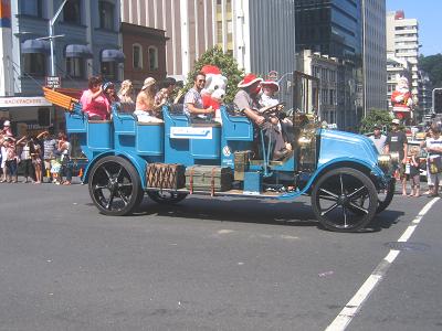 Auckland Santa Parade 2013