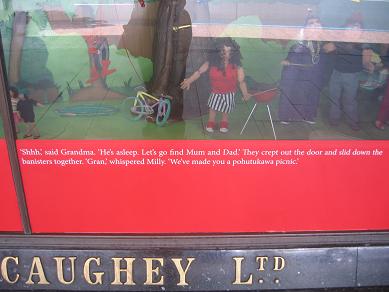 Christmas 2013 - Smith & Caughey Window