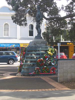 Devonport Sculptures and fountains