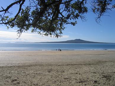 Takapuna Beach