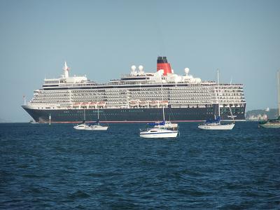 QE2