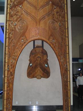 Maori carving